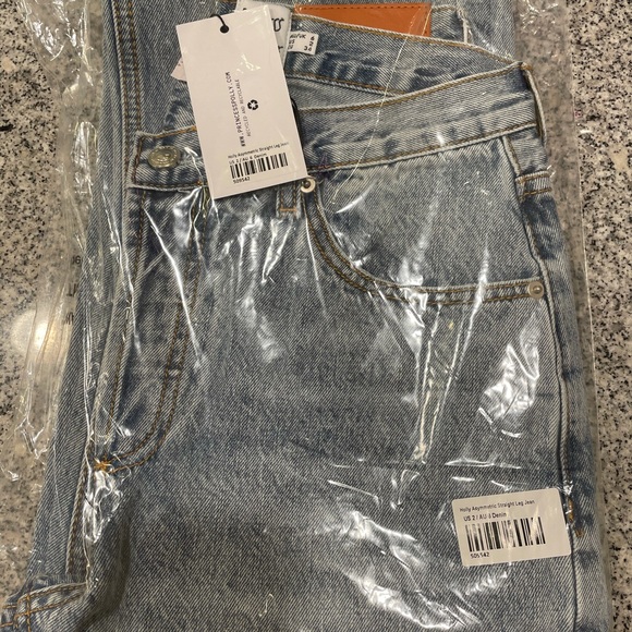 Jeans - Picture 3 of 3